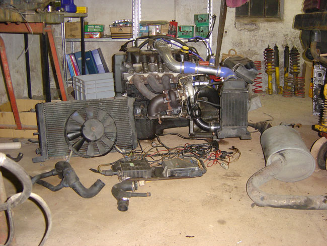 XR3I-turbomotor(b).jpg